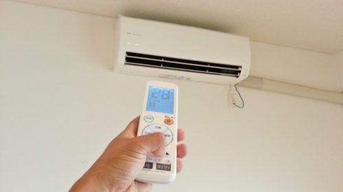 室温が設定温度より低くなると室外機が止まる