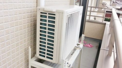 エアコンの室外機が冷房が効かない原因